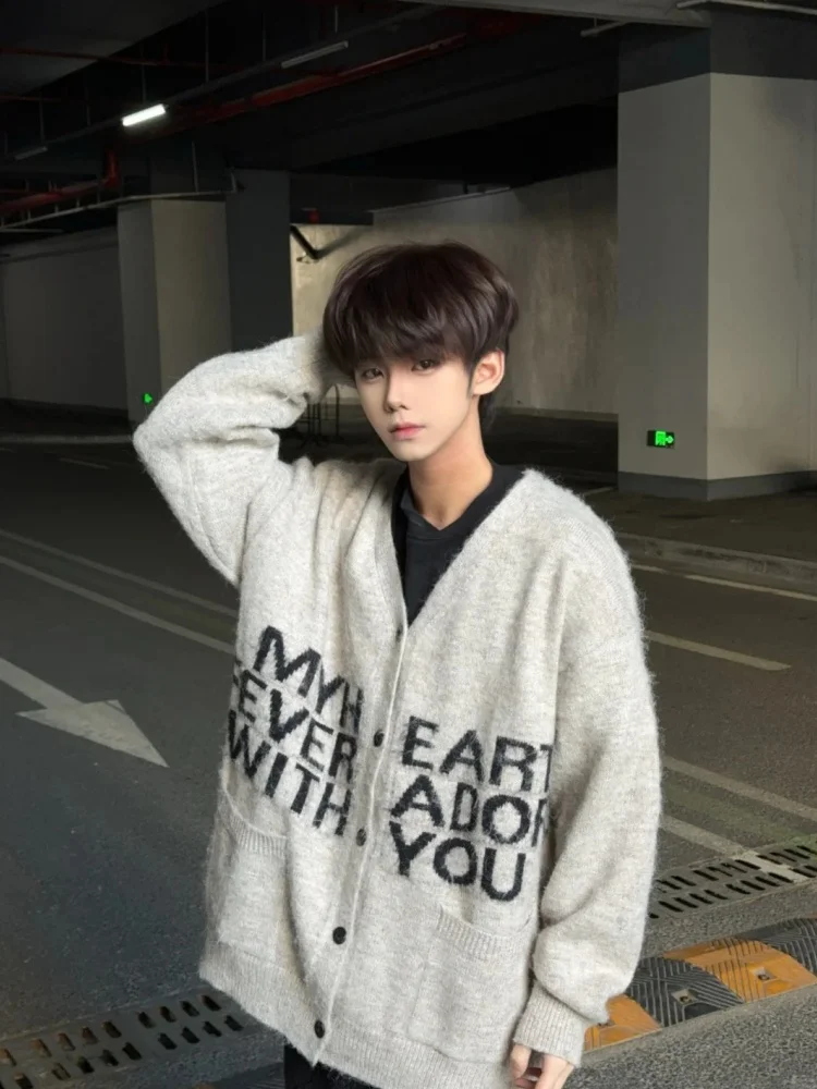 

Мужской мягкий вязаный кардиган с буквенным принтом, свободный крой, зимняя верхняя одежда, удобный, с V-образным вырезом, длинный рукав, повседневный стиль