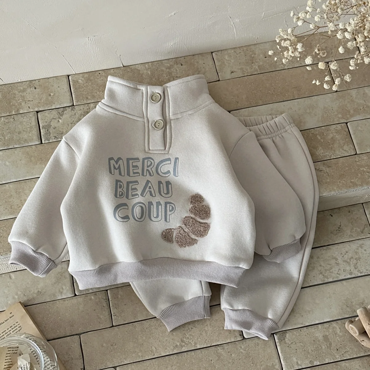 

Autumn Winter Thermal Suit Baby Clothing Sets Boys Girls Letter Printed Pattern Embroidery Turtleneck Top+Pant