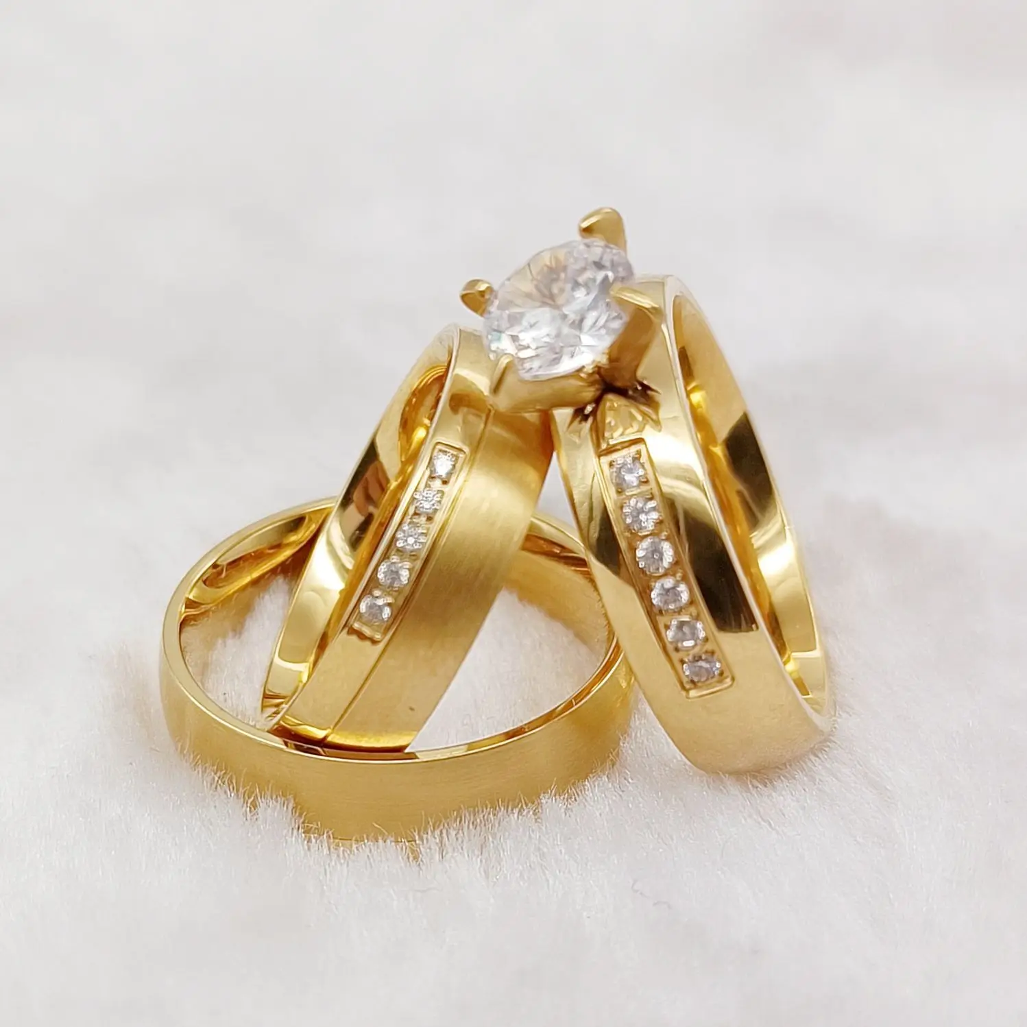 Juego de anillos de compromiso para hombre y mujer, joyería de diseño de shenzhen, cz, diamante, 18k, chapado en oro, boda, parejas