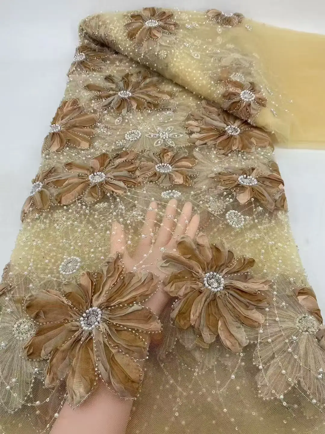 Latest African Beaded Lace Fabric Embroidery French Mesh Sequins Lace Fabric Nigerian Tulle Lace for Party Material