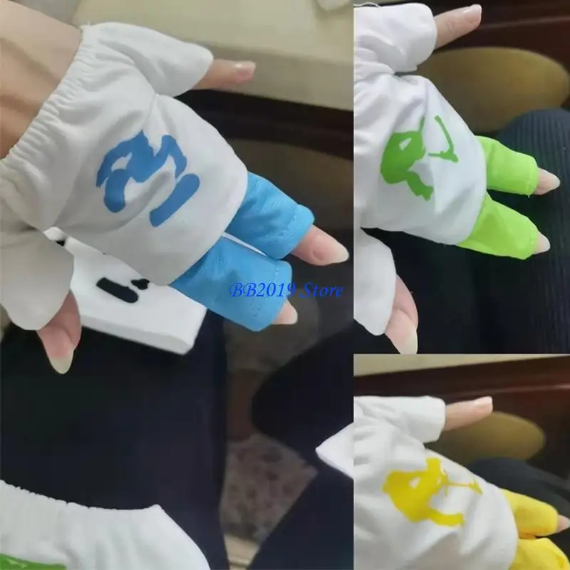 Q0KB Mini Fingertip Clothes Set Finger Pants T-shirt Scooter Skateboards Tools Outfit Accessories for Kids Children Toy Game