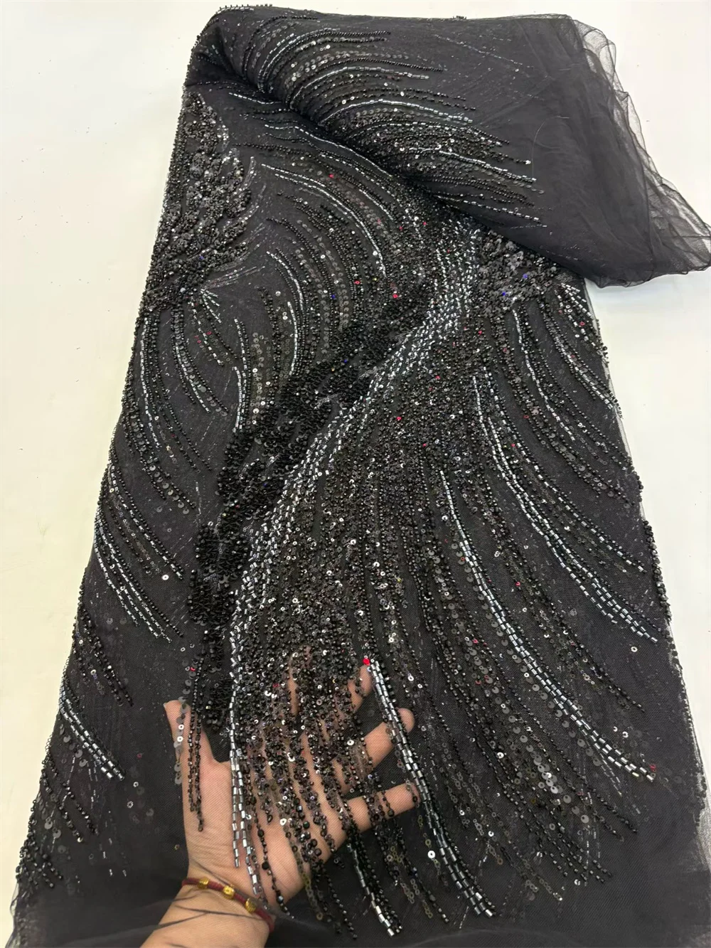 Hot Selling Lace Fabric For Paty Dress Luxury Embroidery Sequins With Beads Net Lace White Lace Fabric 2025 High Quality Hm143-1