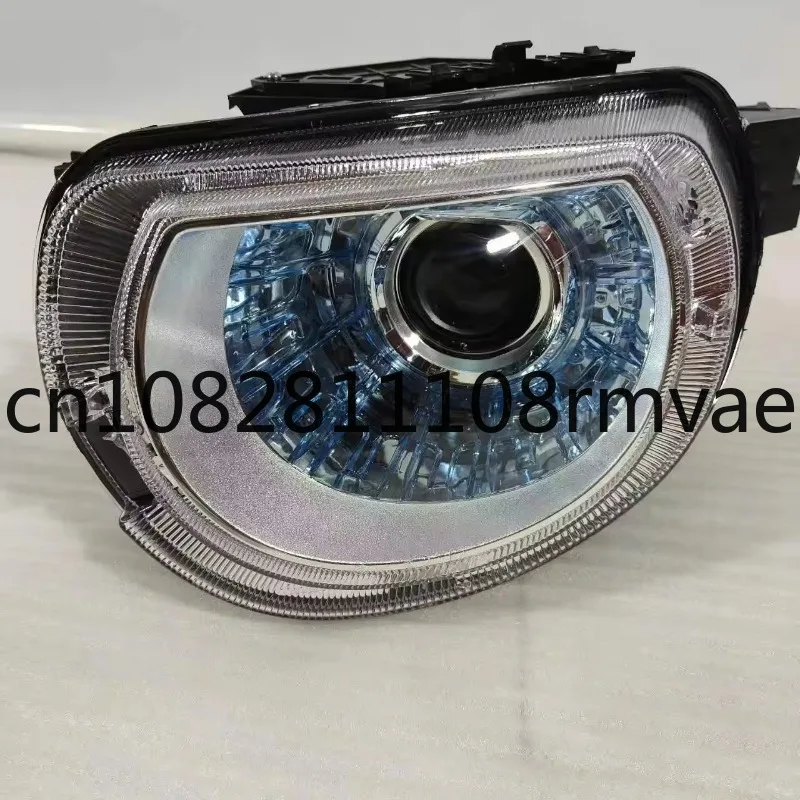 

car accessories OE C00003011,Wholesale high-quality auto parts, and use Headlamp for BJ20