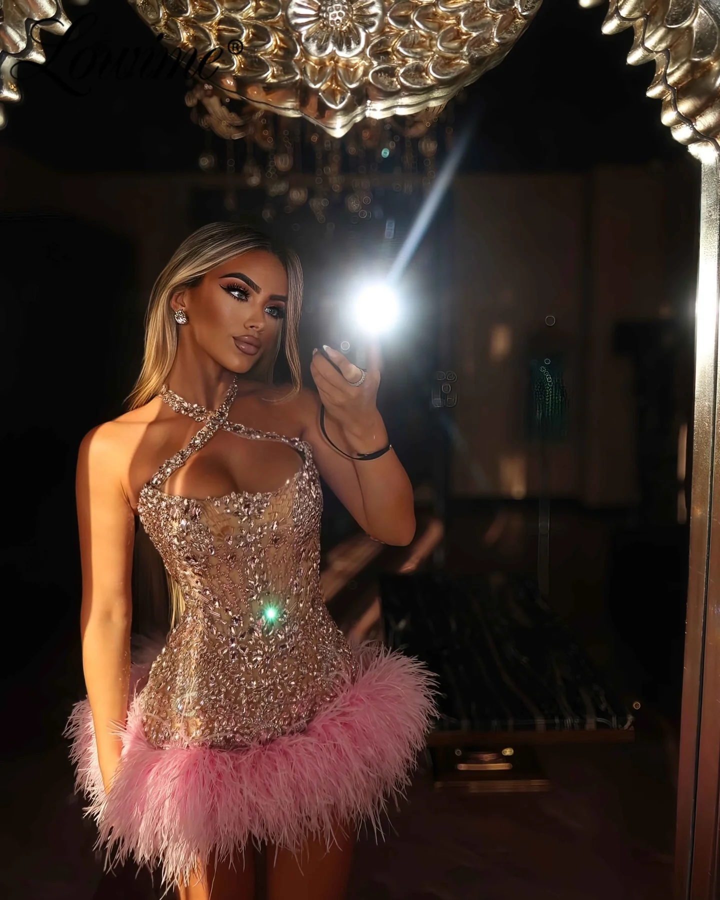 2026 New Design Halter Cocktail Dresses Customized Crystal Feathers Mini Homecoming Party Dress Sexy Backless Prom Dresses Short