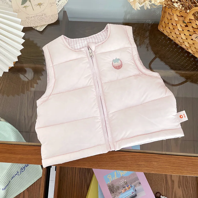 

Toddler Girls Vest Sleeveless Strawberry Embroidery Thicken Warm Kids Girls Cotton Waistcoat New Winter Little Girl Quilted Vest