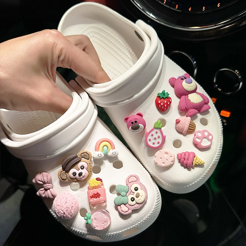 

MINISO Sanrio Cute Bear 3D Shoe Charm DIY Shoe Decorations Accessories for Bogg Bag Slides Sandals Clogs Kids Gifts