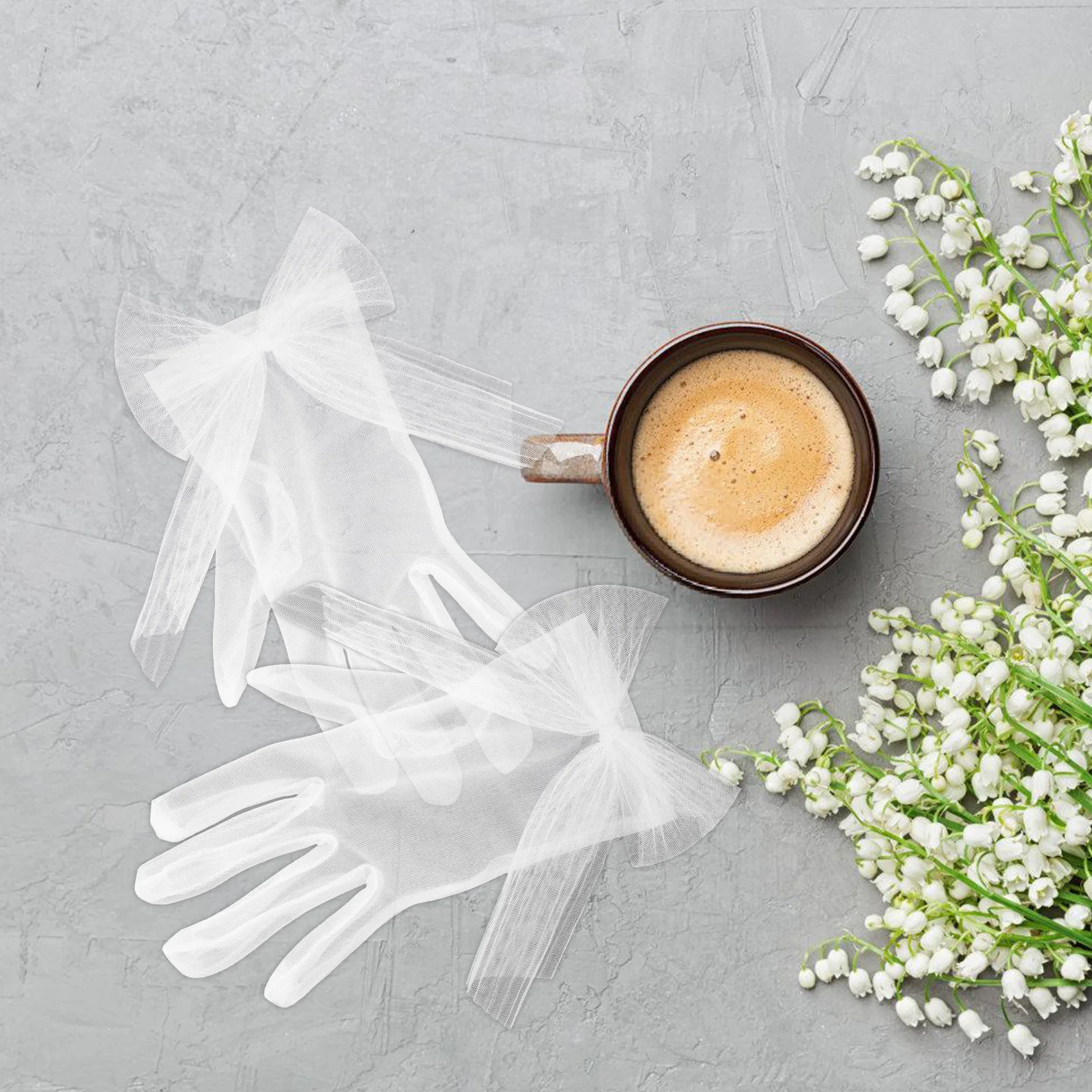 1 par de luvas de casamento de renda curto tule enfeite floral detalhes de pérola acessórios de noiva respirável leve para a primavera