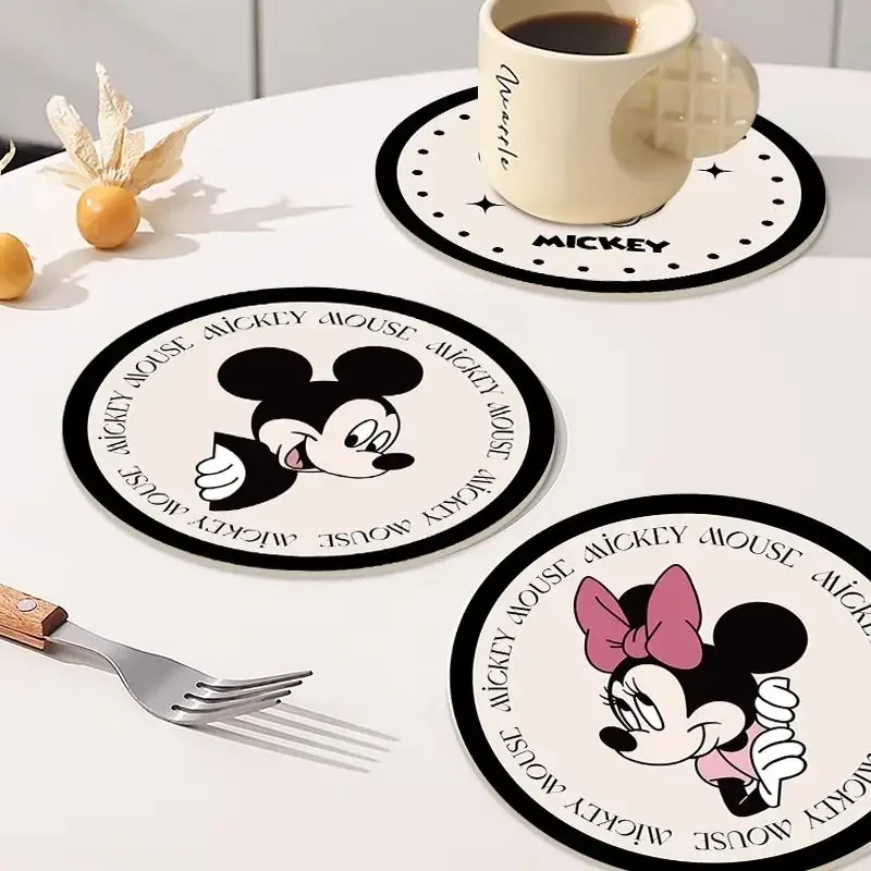 Disney-tapetes antiescaldantes para casa, porta-copos antiescaldantes, tapetes para mesa de jantar, tapete de proteção de bancada, Mickey e Minnie, criativo e fofo