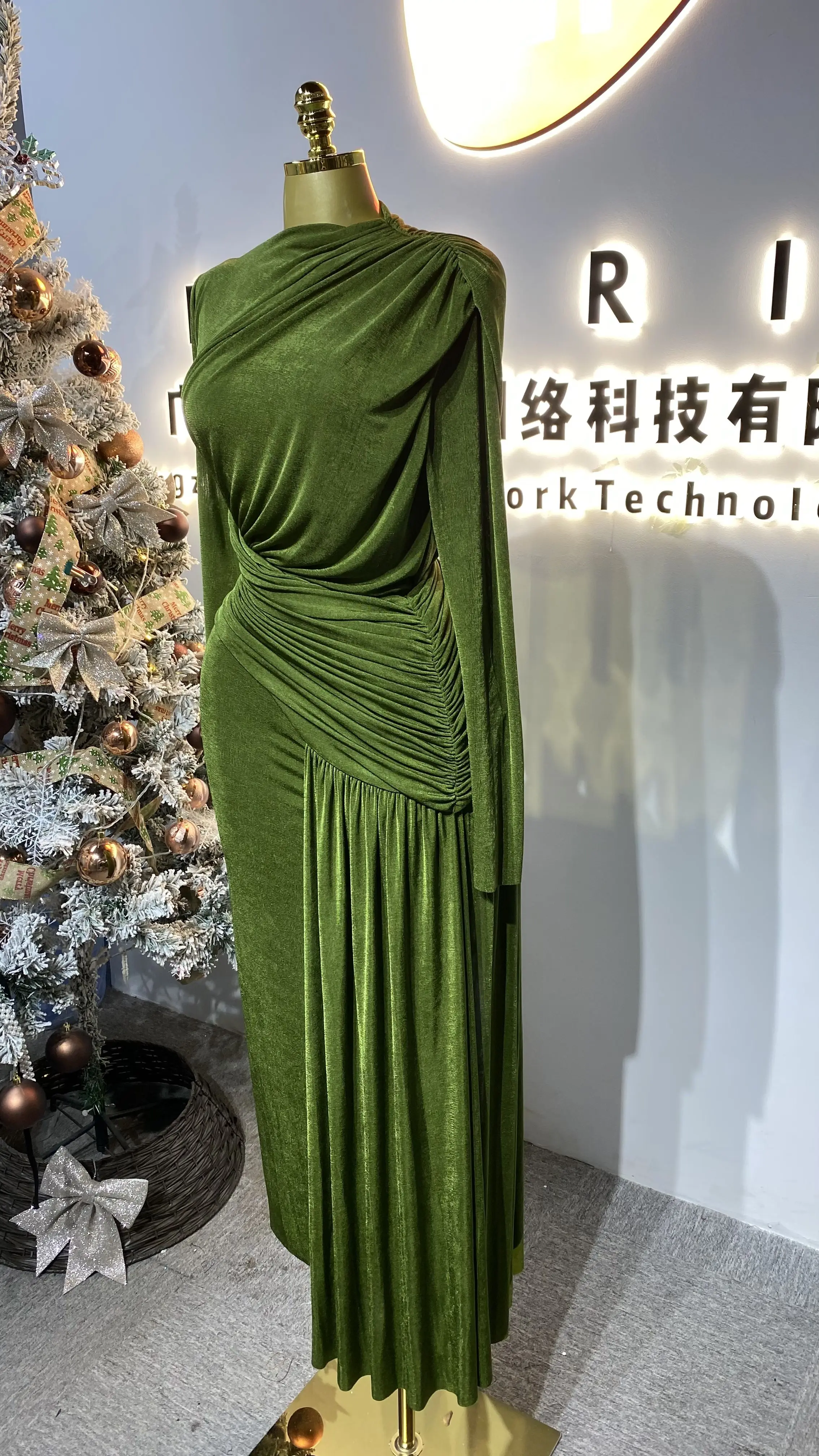 Loria robe neutre musulmane élégante pleine longueur Abaya islamique femme manches longues longueur au sol Maxi dress-GZXX290