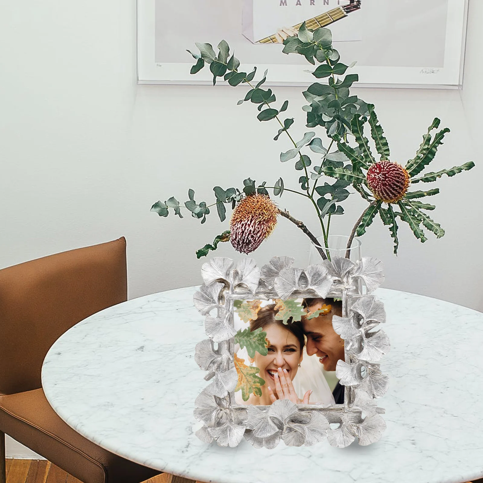 

Silver Resin Desktop Hanging Photo Frame European Style Stable Stand Decorative Picture Holder for Precious Memories Travel