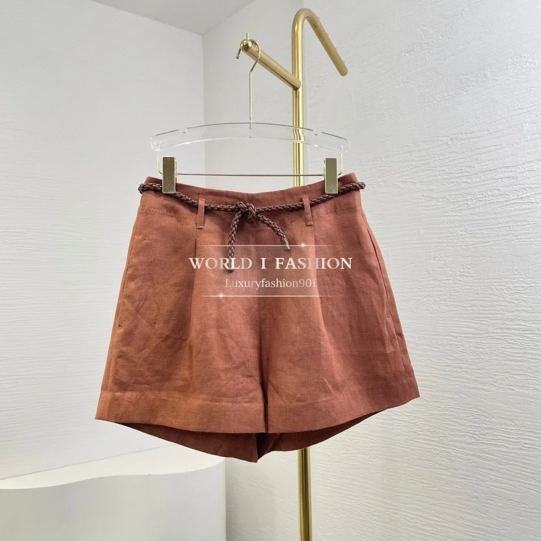 

2025 New Fashion Red High Quality Casual Back Zipper Shorts