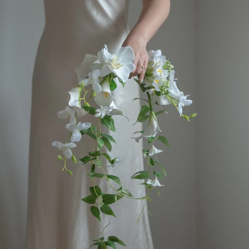Gold Chinese Hand-Kissed Bridal Wedding Bouquet Artificial Flower Photography Prop Ideal Hot Gift for Weddings And Gardens