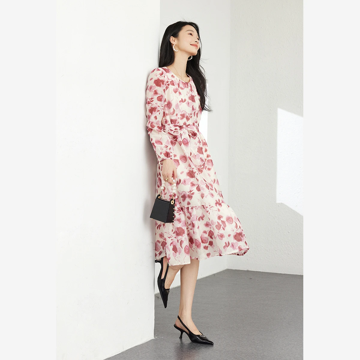 Vimly femmes thé robe florale 2025 automne manches bouffantes smocké taille cravate ceinture élégant Chic vacances Petite longue robe M2763