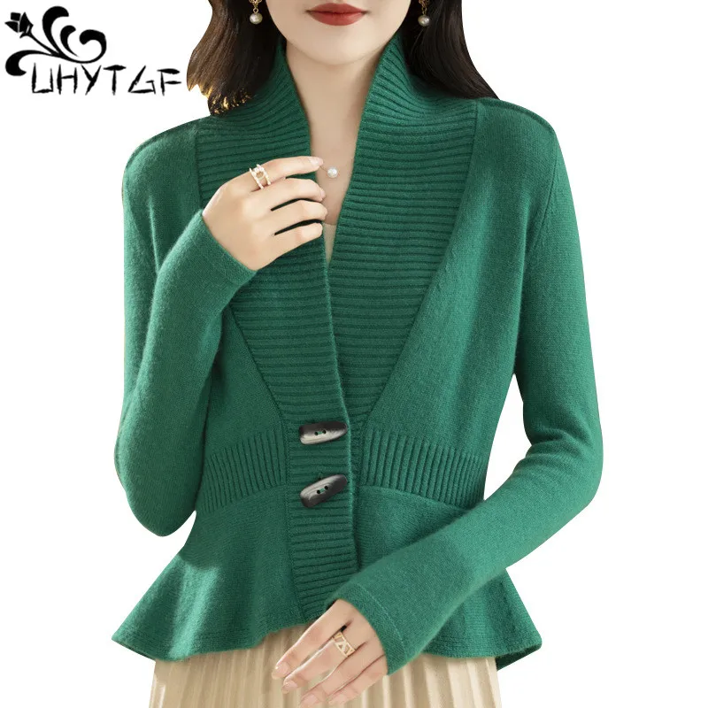 

Autumn Winter Knitted Cardigan Women Sweater Coat V-Neck Horn Button Cashmere Knitwear Short Top Women Fashion Lazy Sweater 2872