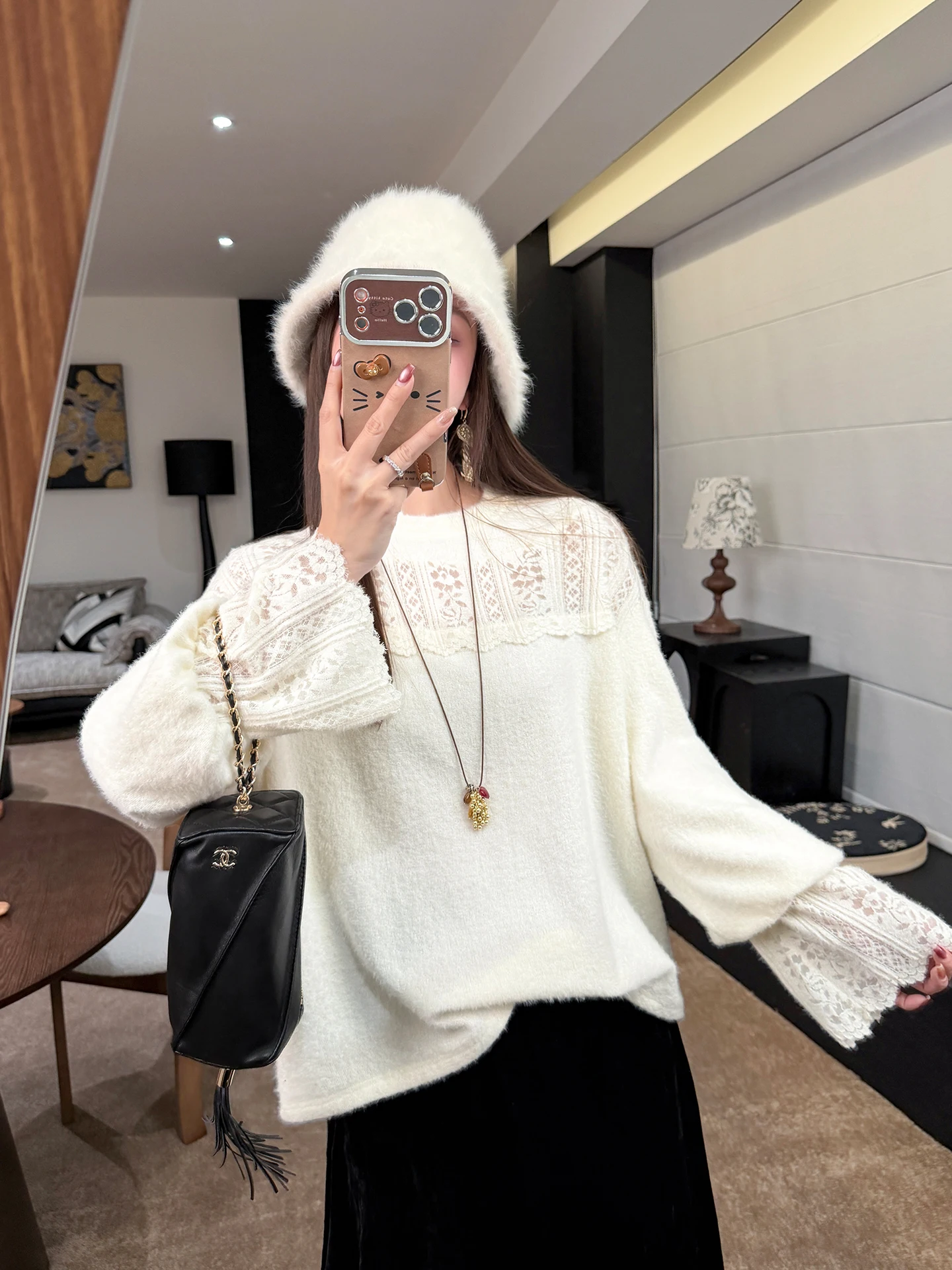 

Белая свободная футболка с кружевной отделкой, удобная, мягкая, из полиэстера и нейлона, с длинным рукавом, круглым вырезом, повседневная, для работы, женская.