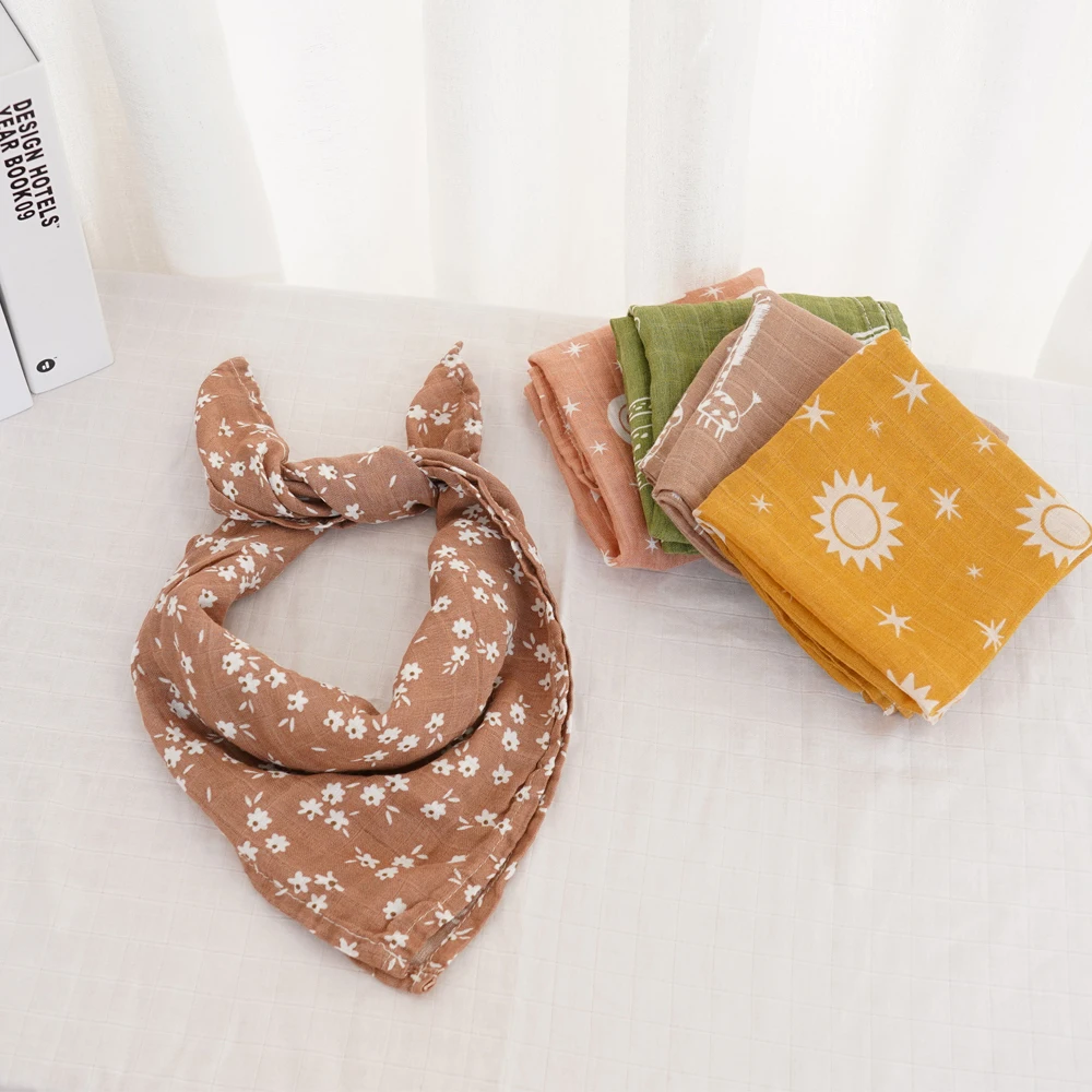 4/5PCS 60x60cm Soft Baby Bibs Bamboo Cotton Burp Cloth Comfortable Baby Scarf Muslin Blanket