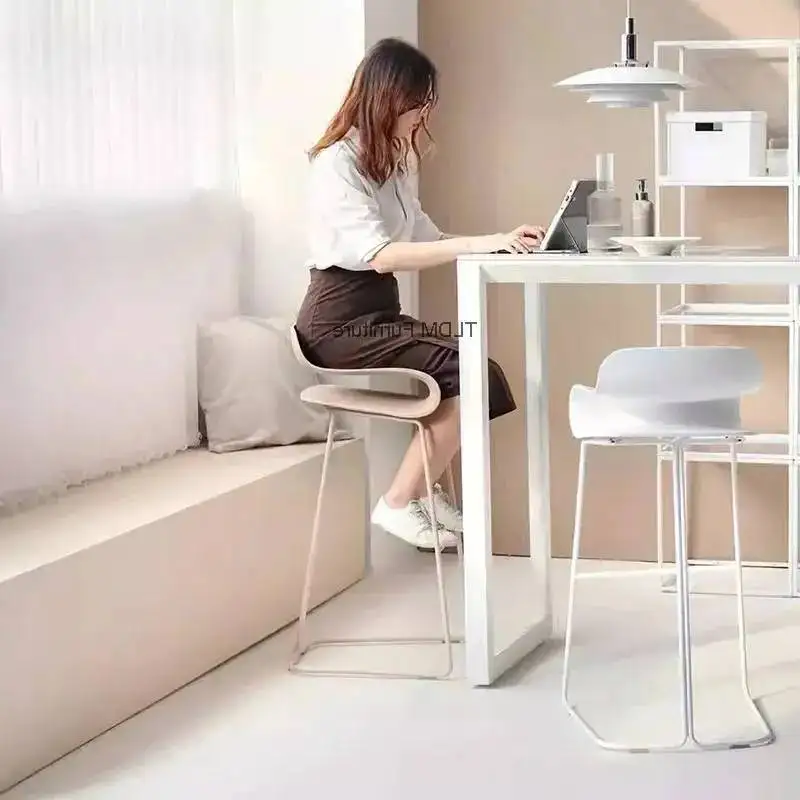 

Bar Height Up Nordic Designer Bar Modern Stools Chairs Minimalist Make Restaurant Relaxing Aesthetic Chaise Trendy Furniture