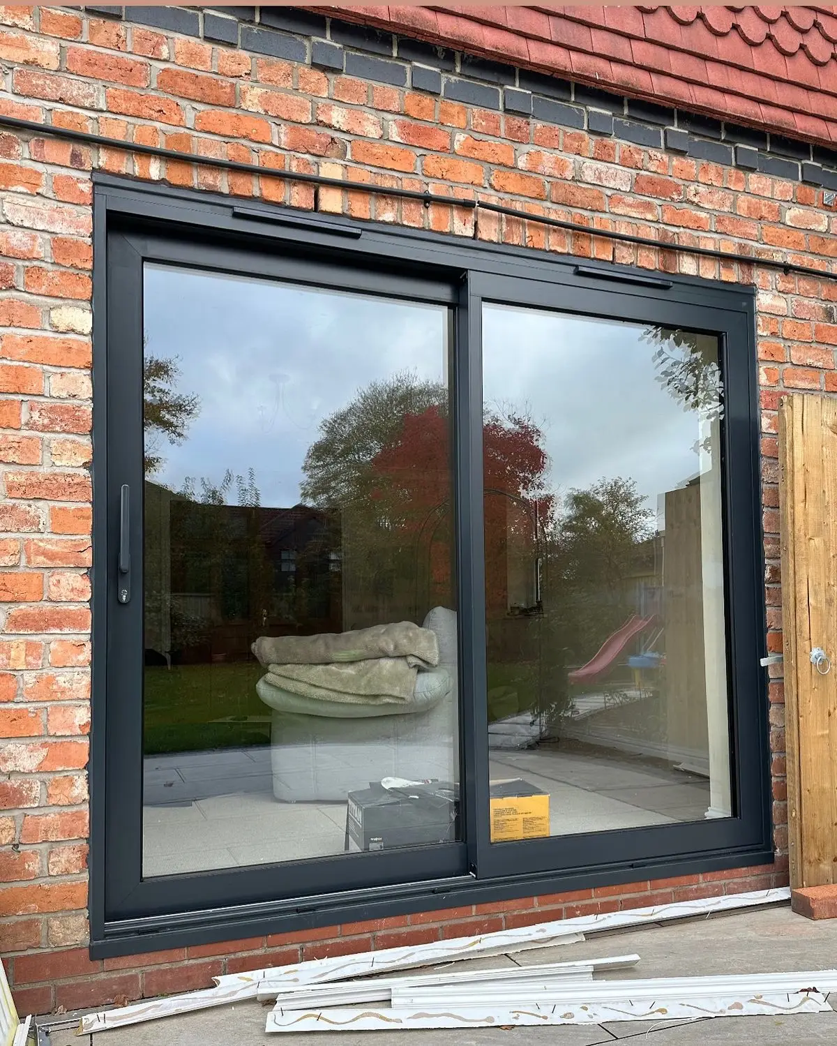 Custom-made Heavy Duty Sliding Door Aluminum Door Aluminium Alloy Profile Metal Frame Sliding Glass Door Wholesale Sliding Doors