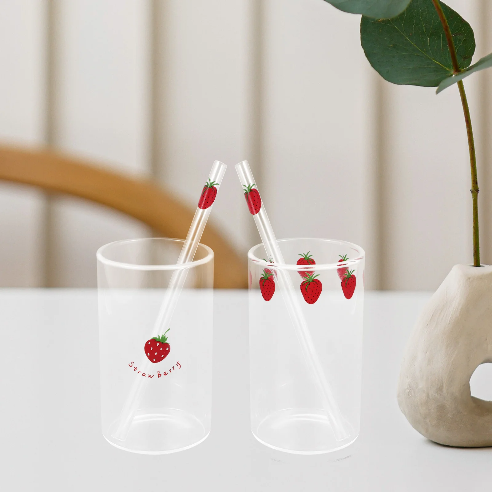 

2Pcs Strawberry Glass Cups Clear Glass Tumbler Straw Cute Milk Juice Tea Coffee Party Cups Water Mugs Heat-Proof Water Tumbler