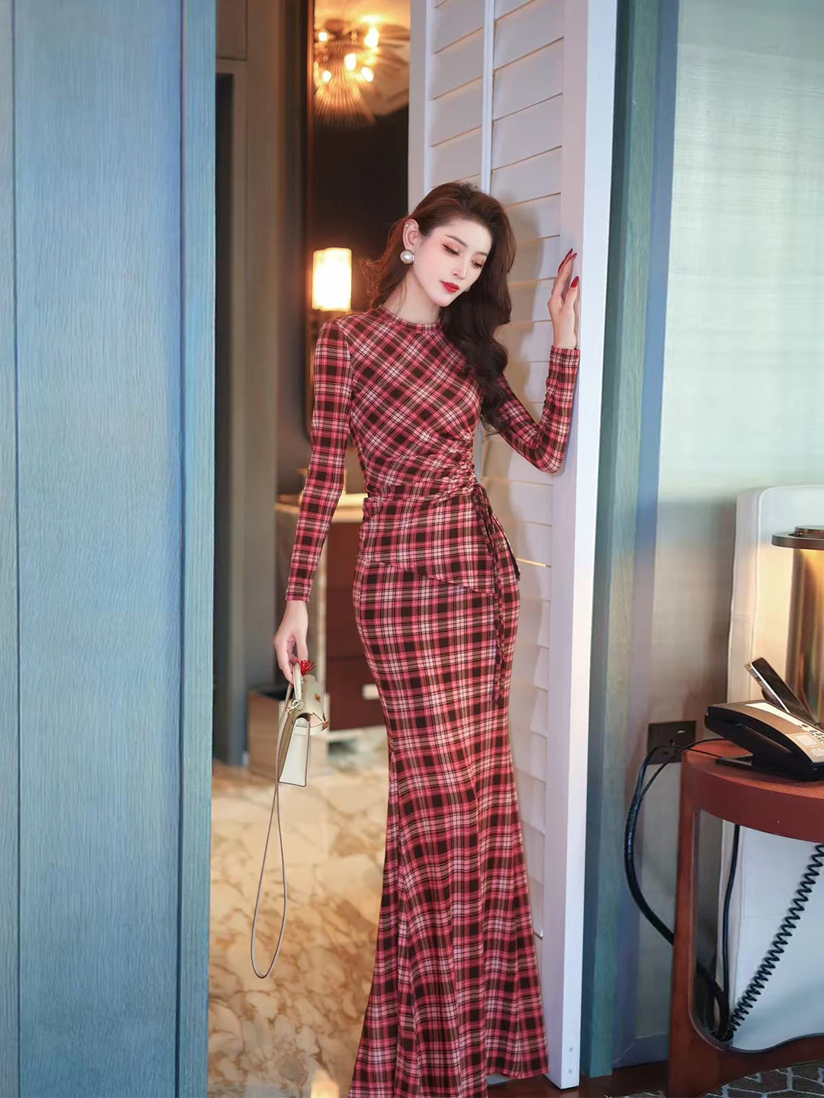 

Элегантный женский комплект Yukfei: модное платье с коротким рукавом и круглым вырезом, в клетку, из сетчатой ткани, для стройности фигуры