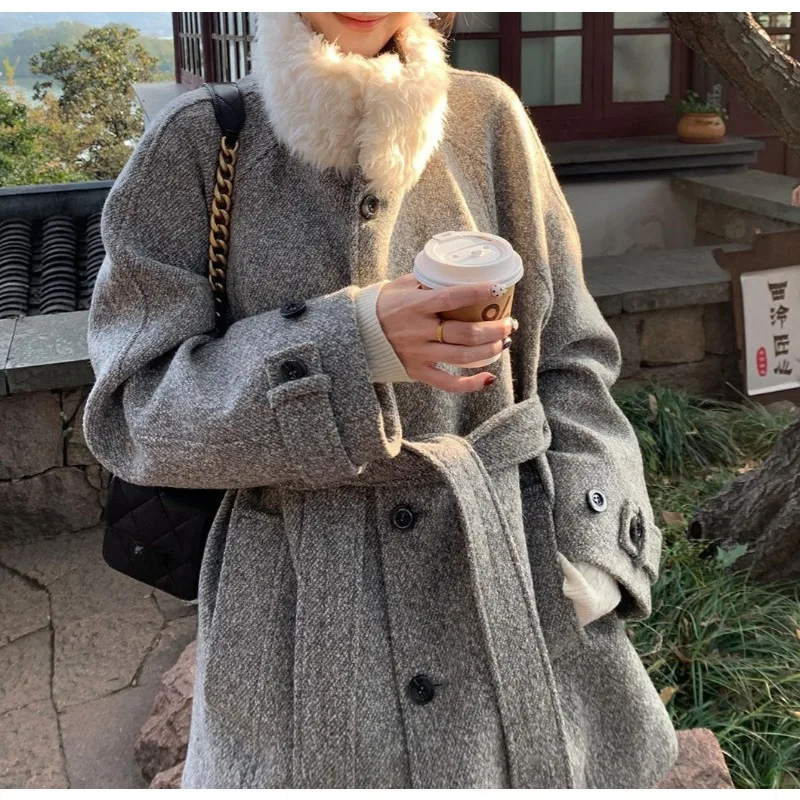 

Temperament Senior Sense Removable Sweater Collar Coat 2025 Winter Loose Versatile Commuter Jacket