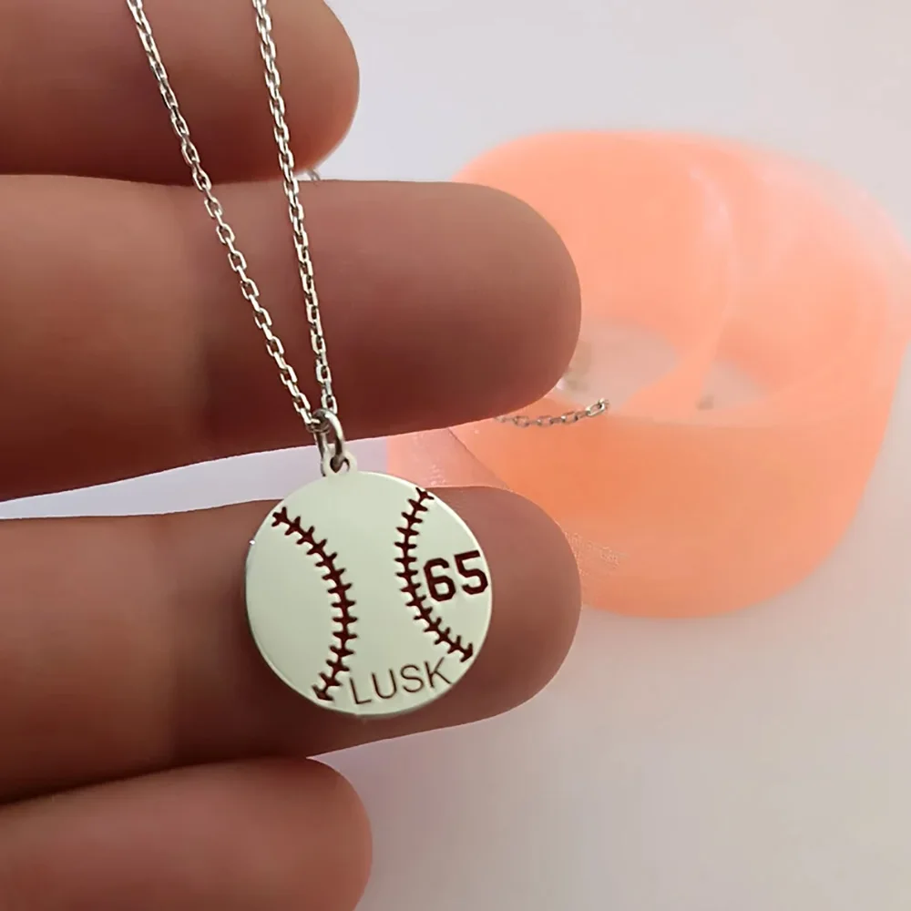 

Персонализированное бейсбольное ожерелье с резным именем, счастливый номер, ожерелье из нержавеющей стали, ювелирные изделия по индивидуальному заказу, подарок спортсмена