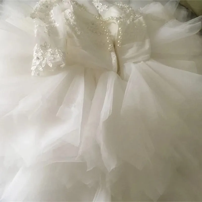 

Pearls Lace Applique Tiered White Flower Girl Dress for Wedding Tulle Children Ball Gown Birthday Party Communion Wears