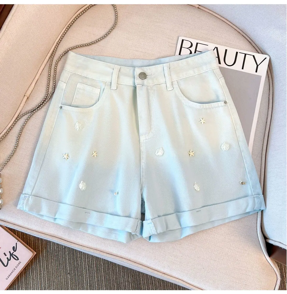 

Japan Gradient Blue High Waist A-Line Shell Denim Shorts Women'S Thin 2026 Summer New Sweet Spicy Roll-Up Hot Pants