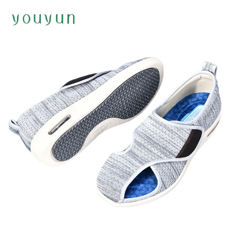 Summer elderly sandal enlarged size Men's walking shoes middle-aged and elderly shoes traveling, shopping non-slip casual shoes