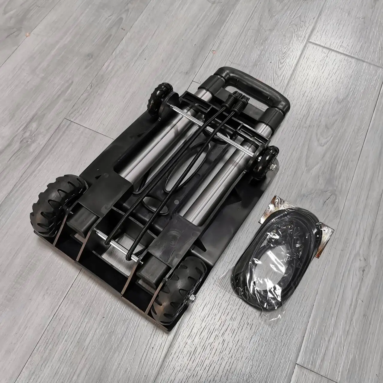 RV Outdoor Vehicle Tools Small miscellaneous cart Hand pulled four-wheel vehicle Aluminum alloy trolley Luggage trailer