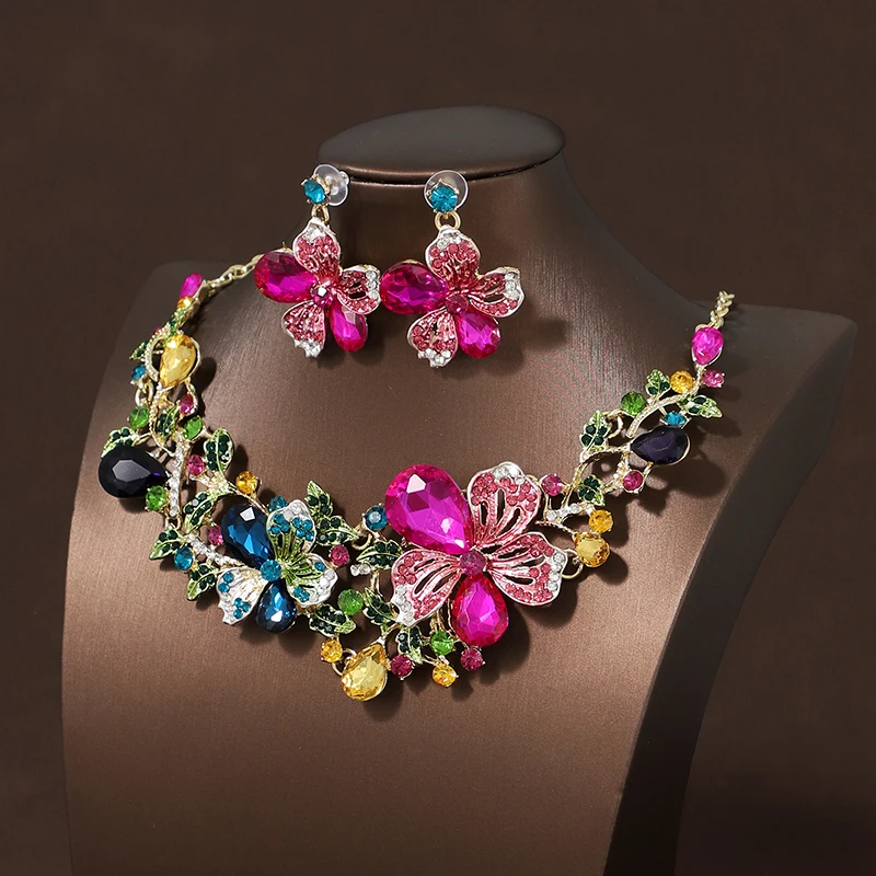 Accesorios decorativos Estilo de ensueño Romántico Deslumbrante Collar de mujer Pendientes Juego de 3 piezas para ocasiones importantes