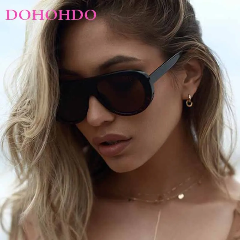 

Fashion Luxury Brand Design Sunglasses For Men Women Retro Pilot Large Frame Sun Glasses Outdoors Travel Trending Shades UV400