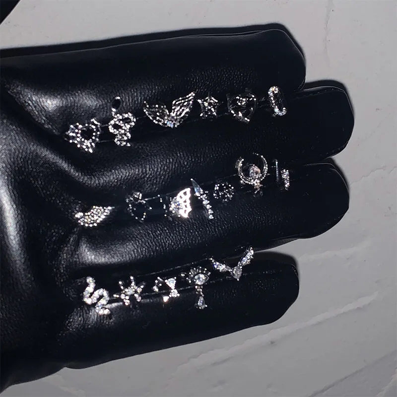 Trendy Bling Zircon Heart Screw Earrings for Women Stainless Steel Wing Snake Studs Earring Punk Cool Exquisite Jewelry Gifts