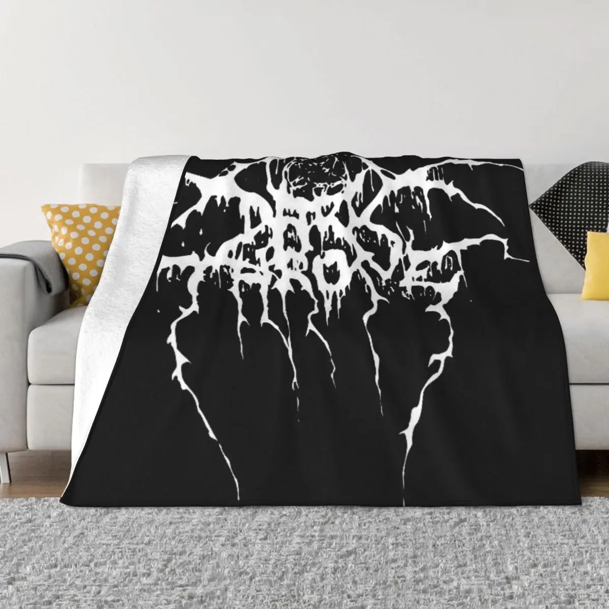 Darkthrone 562 Anime Couple Blankets Home And Decoration Throw Blanket