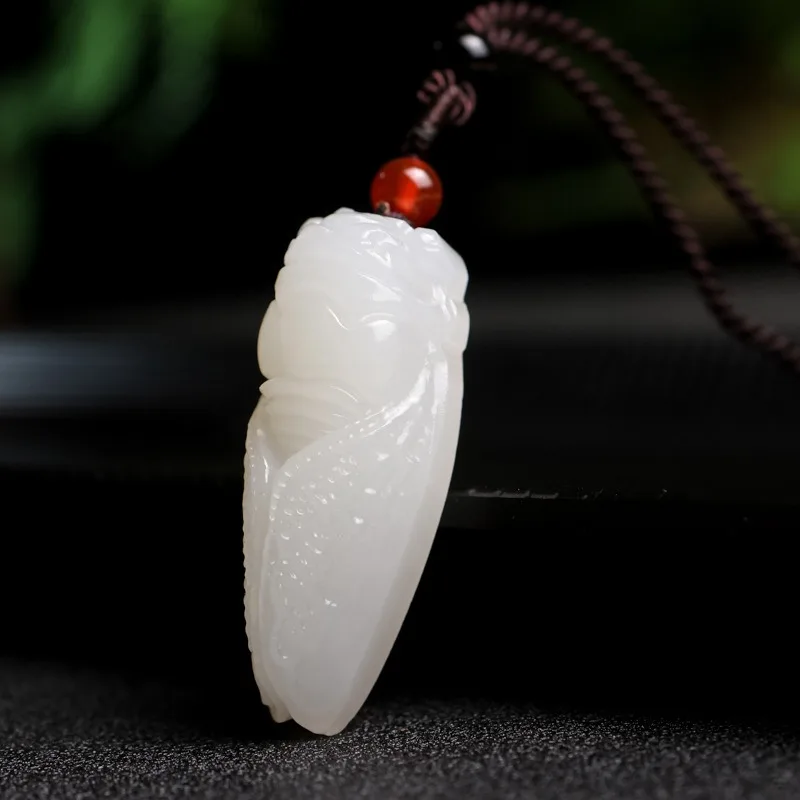 

New Natural Gold Silk Jade Cicada Pendant, Ethnic Style Jade Cicada Cicada Monkey
