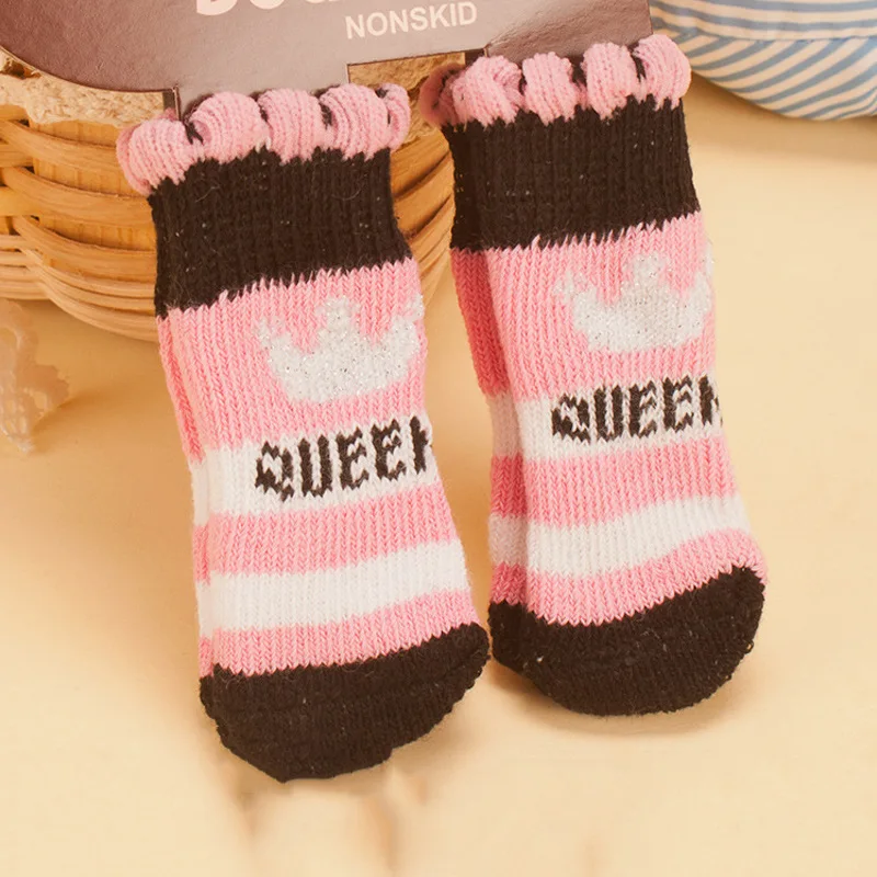 4 Pcs Pet Anti-slip Socks Cat & Dog Cute Winter And Autumn Warm Socks Anti-slip Traction Protecting Paws From Wear Tear Licking.
