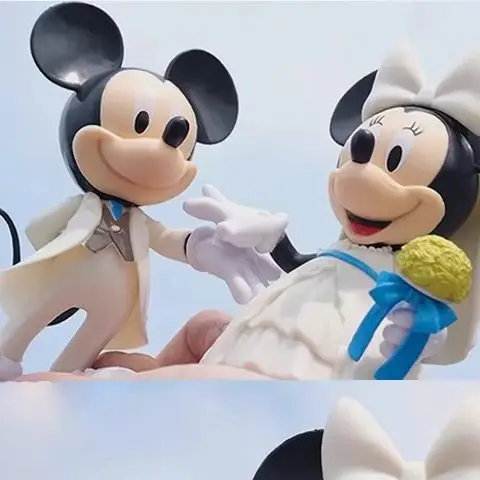 11 cm Disney Cartoon Minnie Mickey Mouse Action Wedding Gifts dolls kids Toy Figures kids gift toy