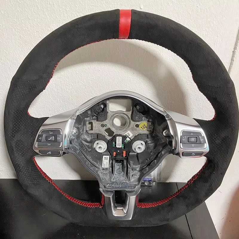 Maßgeschneiderte Auto-Lenkradabdeckung für VW Golf 6 (VI) GTI MK6 2009–2014, Polo Scirocco Passat CC Tiguan R-Line 2010–2016