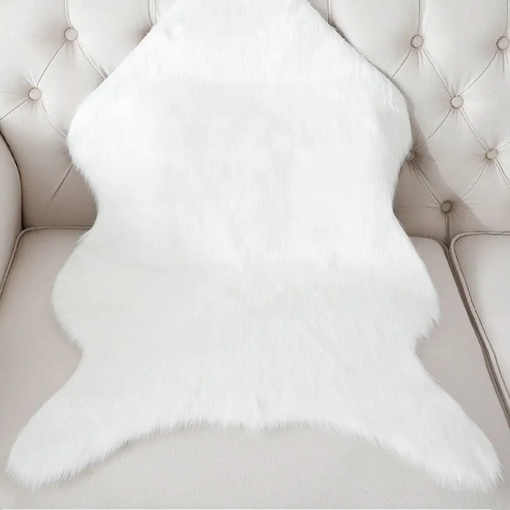 New 40x60cm Imitation Wool Pad Sheepskin Long Hair Fur Carpet Soft Fish Shape Bedside Mat Living Room