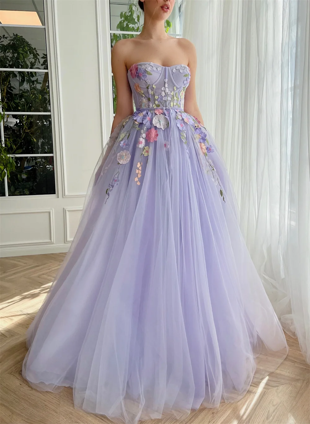 Strapless 3D Floral Tulle Prom Dresses Lace Appliques Sleeveless backless Evening Gowns Corset A-line Long Formal Ball Gowns