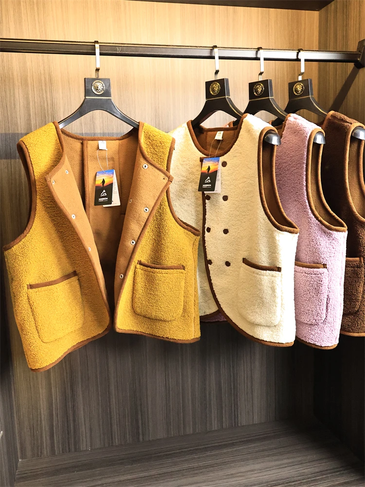 

High-Quali Lamb Fur Lined Thiened Warmthl Men's Vest Jaet Autumn Winter Faion Urban Sle Stand Fit Double Button