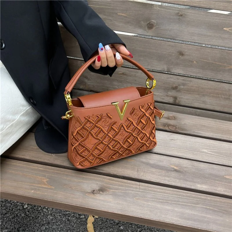 

Роскошная женская сумка из кожи с принтом Глина, модная, винтажная, в стиле Париж, пригородный, уютный стиль ​