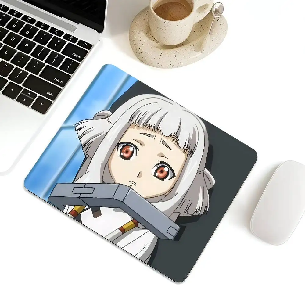 Lihua Jiang Code Geass Mousepad Small LockEdge Mouse Pad For Gamers Computer Desk Pad Rectangular Anti-slip Rubber