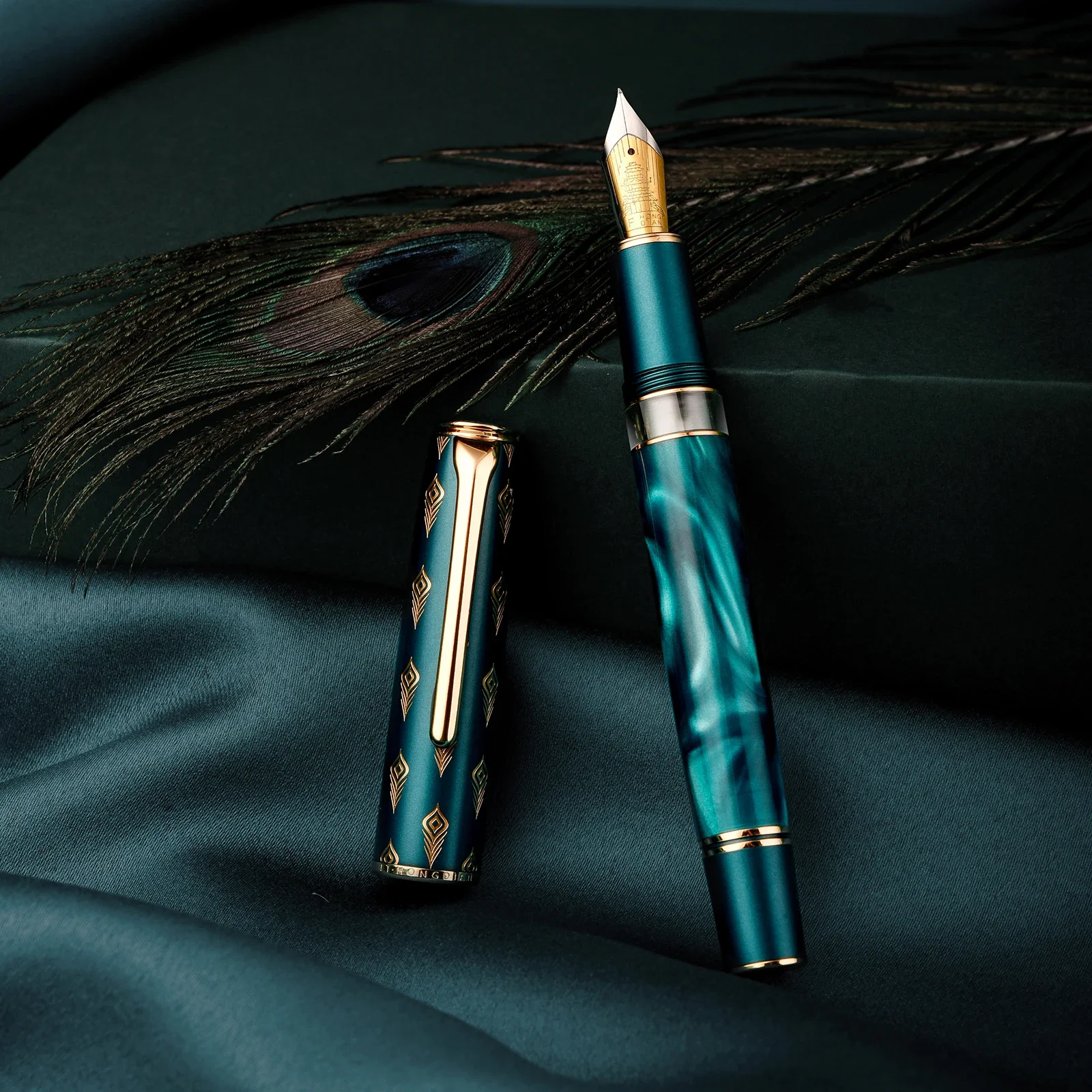 

Hongdian N7 Resin Piston Fountain Pen EF/F/M/Long Knife Nib Beautiful Green / Gray Peacock Totem Cap Writing Office Gift Ink Pen