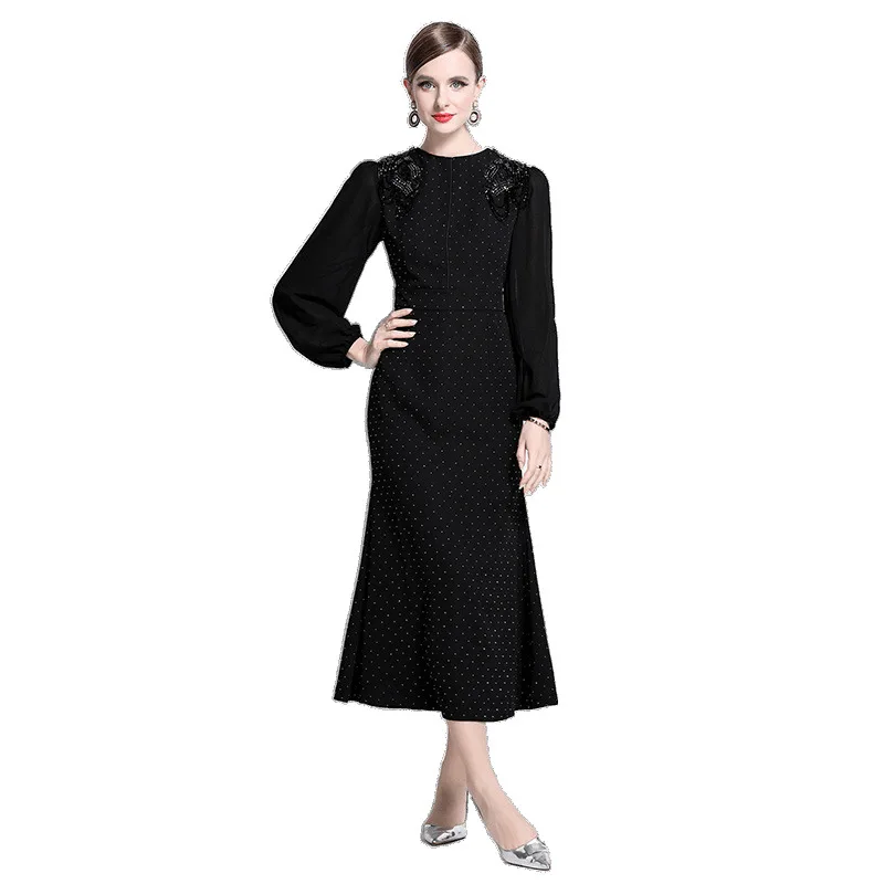 فستان أنيق ذو ياقة مستديرة وأكمام فانوس، موديل جديد لفصل الخريف، مصنوع من قماش سميك ومتوسط الخصر، مع مكونات أخرى.