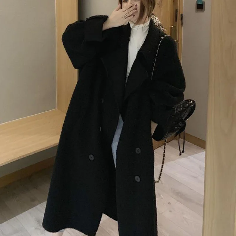 

Fur integrated, medium and long lamb wool coat women's winter new Korean version lapel lace-up retro loose coat