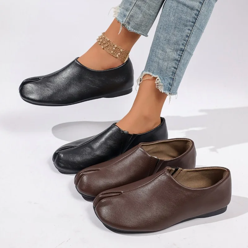 Fashion Retro Simple Style Split Toe Casual Women's Flats and Loafers 2026 New Solid Soft Soled Comfort Women Shoes Сабо Женские