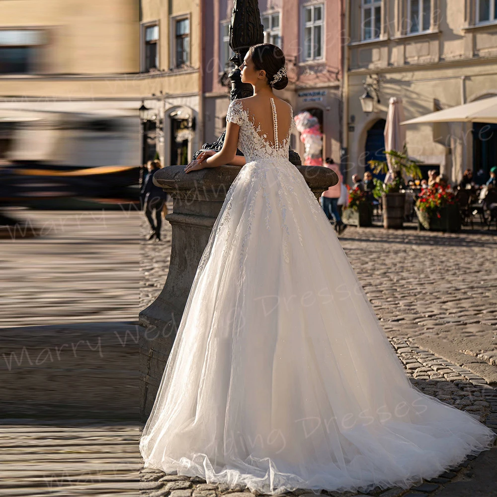 Vestidos de casamento de manga curta feminino, apliques elegantes, vestidos de noiva com renda, fascinante, linha, botão, sexy, clássico