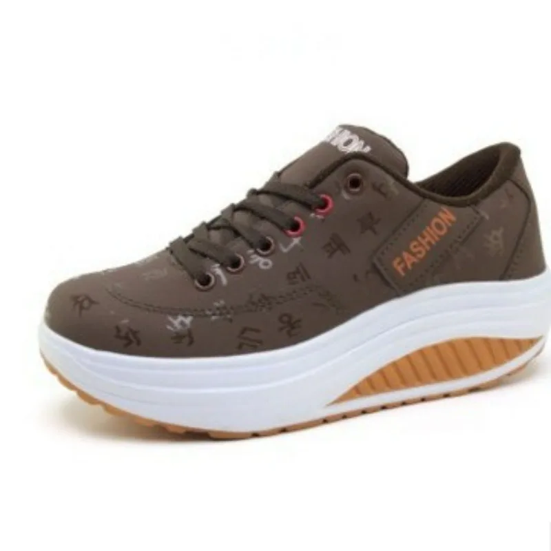 Women's Casual Vulcanized Platform Shoes - usage example