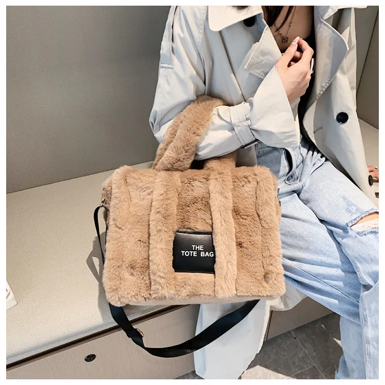 2024 Faux Fur Tote Bag Women Luxury Handbags Autumn Winter Plush Shoulder Crossbody Bags Brand Shopper Purses New Designer